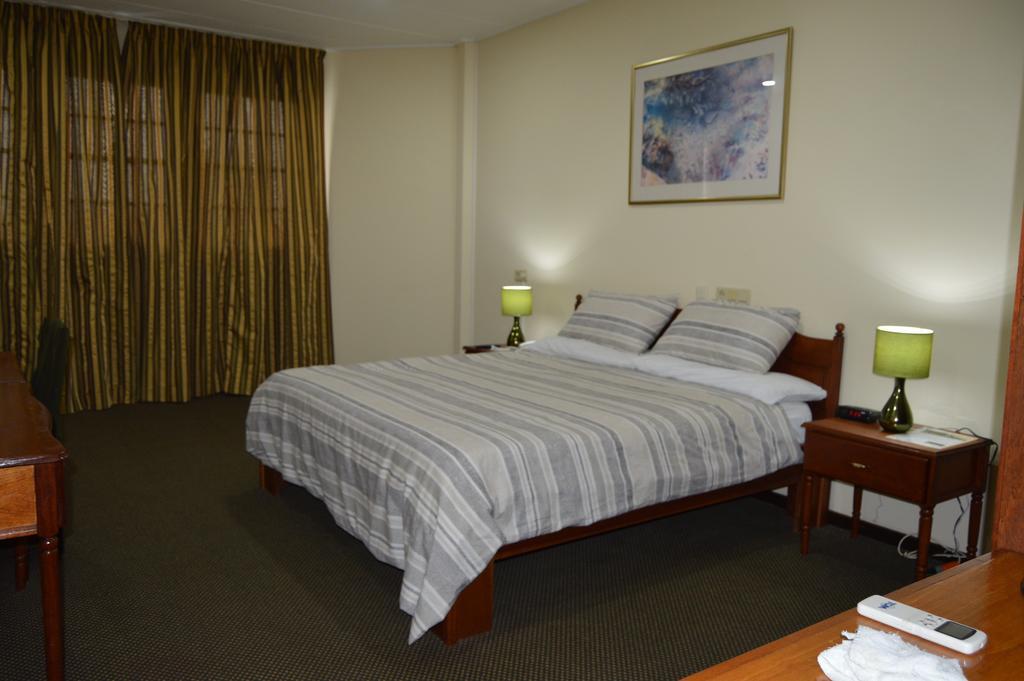 The Golden Truly Hotel & Casino Paramaribo Room photo